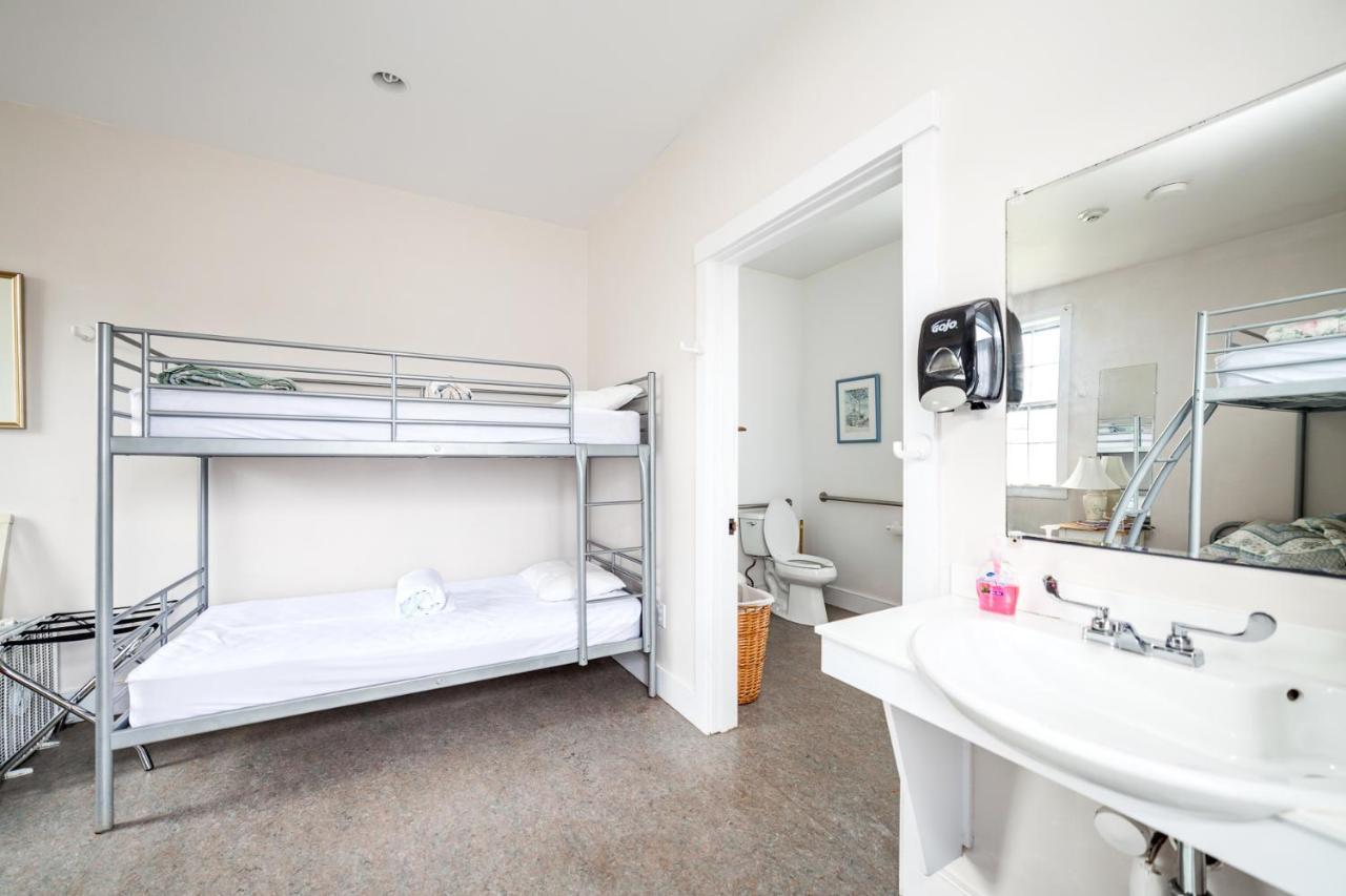 Hi - Nantucket Hostel エクステリア 写真